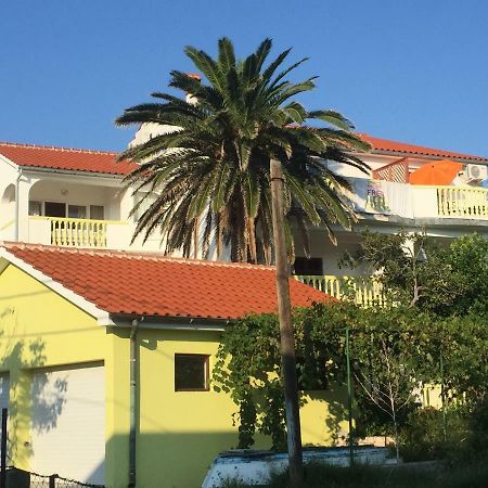 Apartmani Paulina Lopar Exterior photo