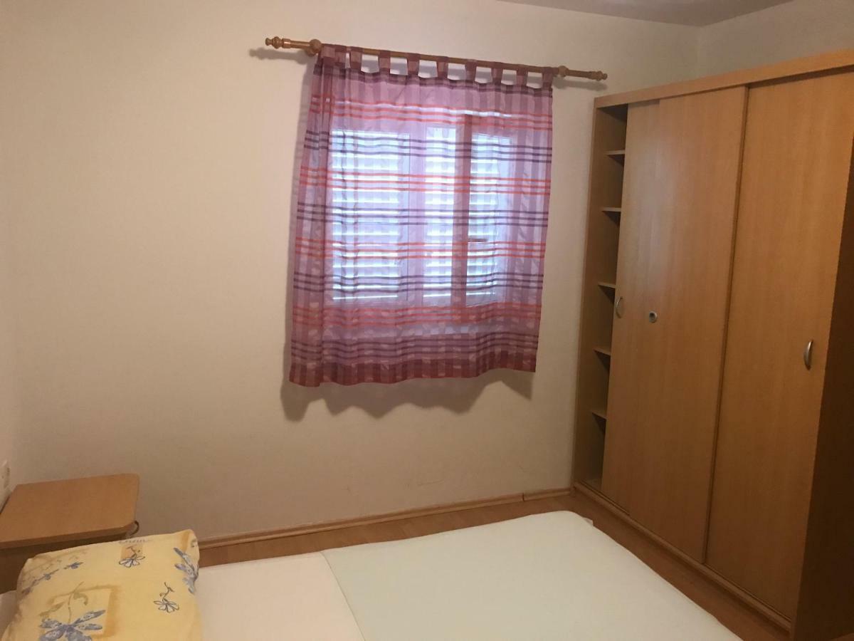 Apartmani Paulina Lopar Exterior photo